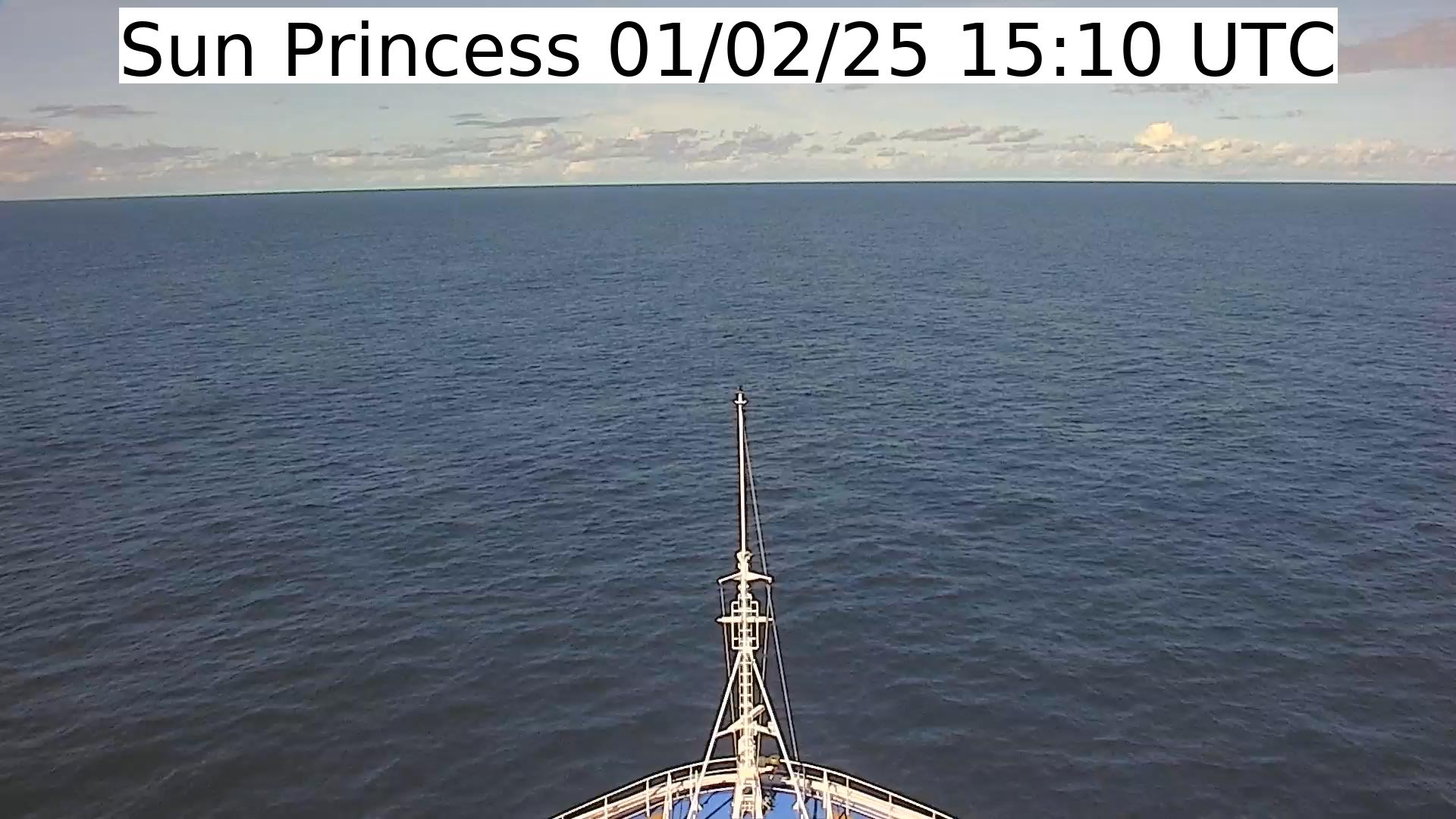 A live picture from the bridge of the Sun Princess